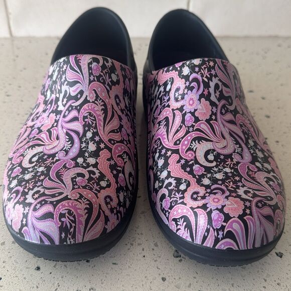 CROCS Dual Comfort NERIA PRO ll Black Paisley Floral Clogs Slip On Shoes Size 11 - Picture 11 of 12
